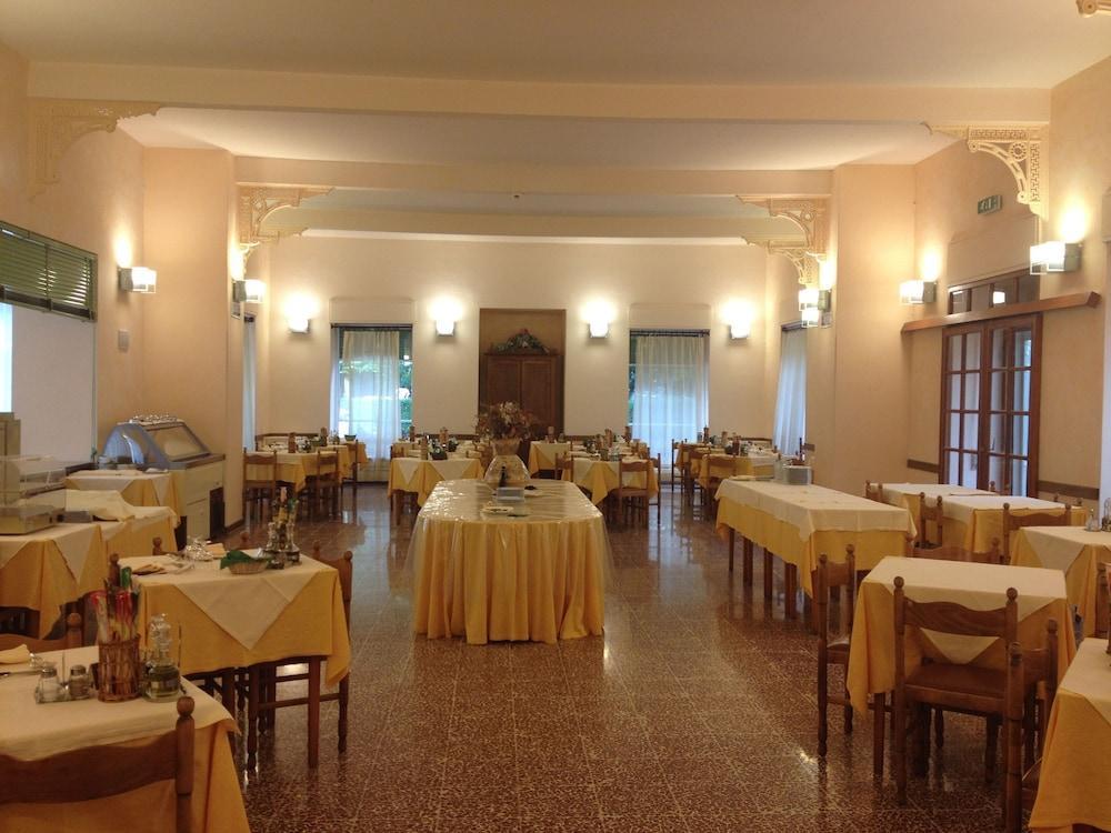 Grand Hotel Vallombrosa Saltino Exteriör bild